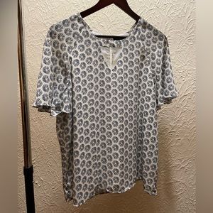 Banana Republic silky shirt size large.